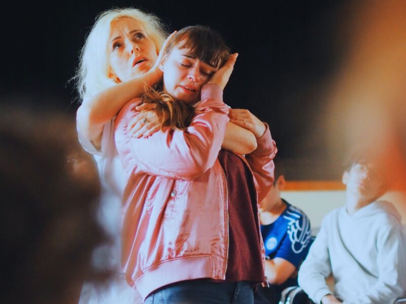 Théâtre débat : Le massacre du printemps